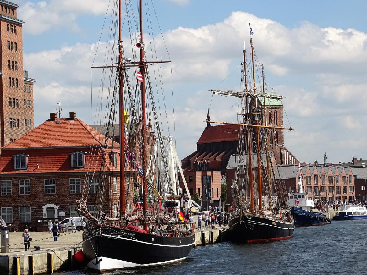 In Der Hansestadt Mit Blick Auf Ostsee Holiday home